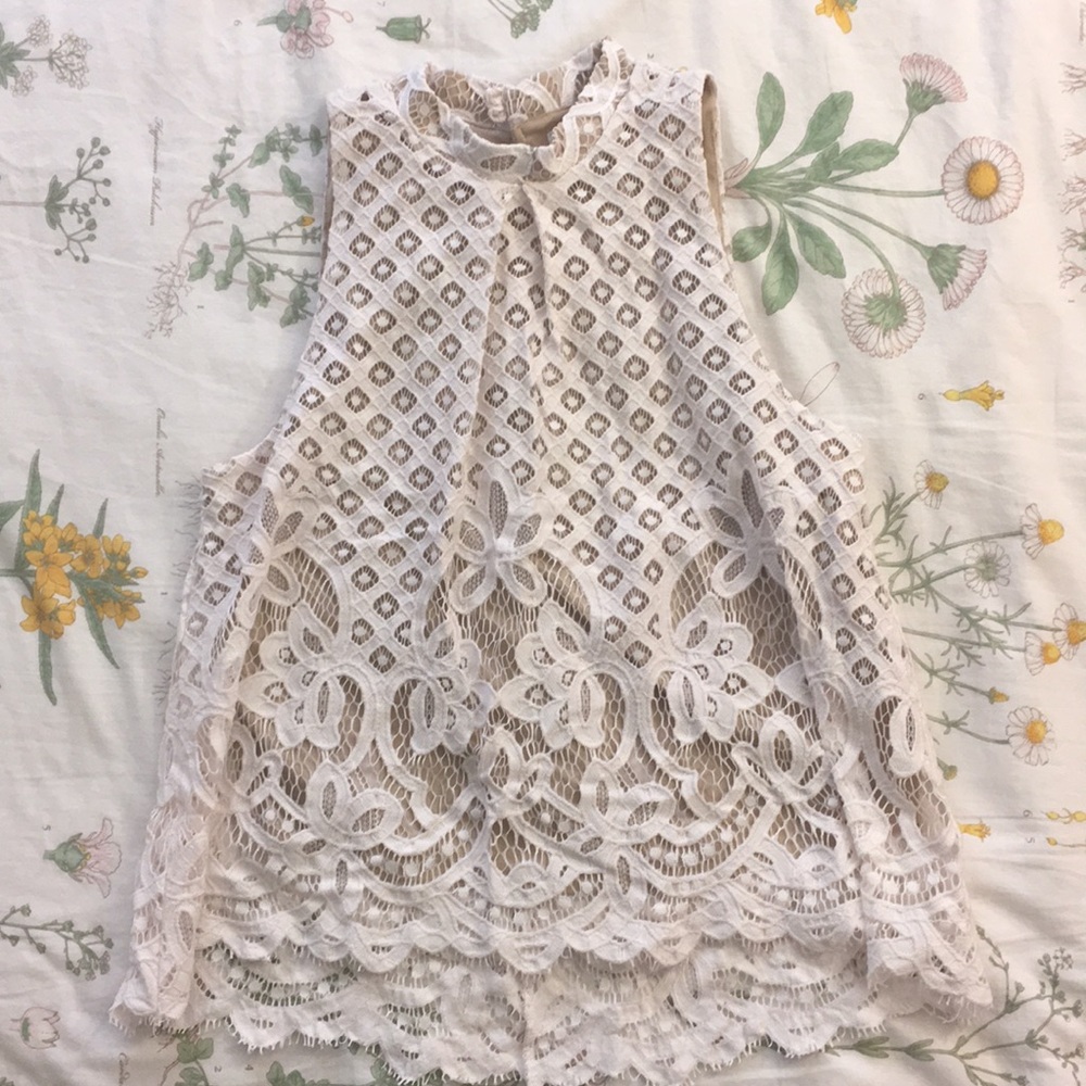 White & Nude Lace Sleeveless Blouse
